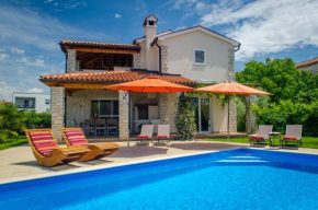 Villa Sunset with sea view for 6 persons near Novigrad
